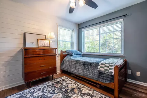 Bedroom - 1955 Hunt Rd, Reading, OH 45215 photo 4 of 4
