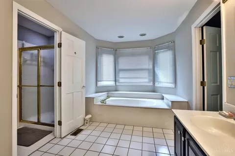804 Eaglesknoll Ct, Cincinnati, OH 45255 photo 27