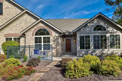 9147 Elizabeth Ln, Mason, OH 45040