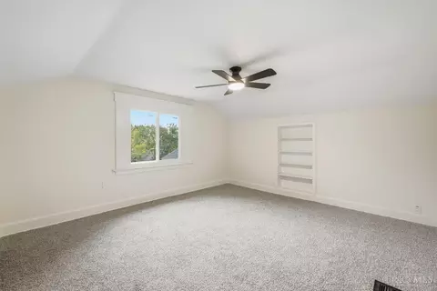 Bedroom - 3355 Cavanaugh Ave, Cincinnati, OH 45211 photo 4 of 8