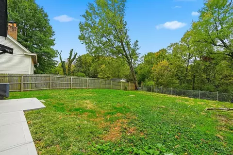 Exterior - 3355 Cavanaugh Ave, Cincinnati, OH 45211 photo 5 of 9