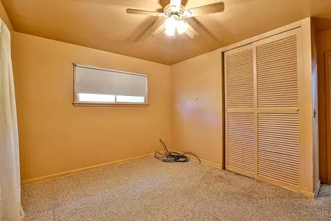 Bedroom - 182 Mayview Forest Dr, Woodlawn, OH 45215 photo 6 of 7