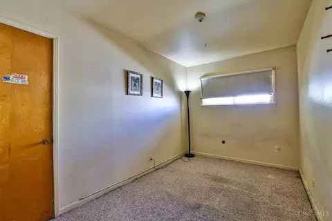 Bedroom - 182 Mayview Forest Dr, Woodlawn, OH 45215 photo 7 of 7