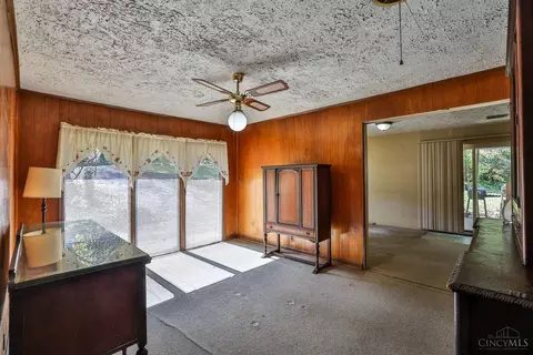 Living - 182 Mayview Forest Dr, Woodlawn, OH 45215 photo 7 of 7