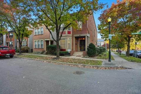 943 Weninger Cir, Cincinnati, OH 45203