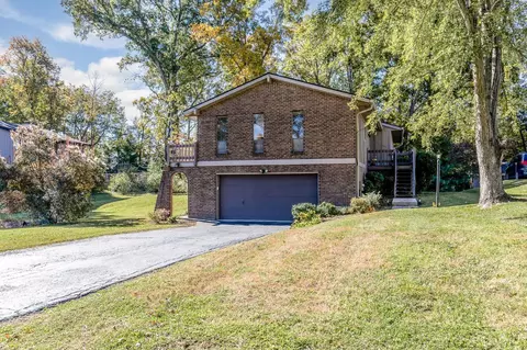 6365 Ironwood Dr, Loveland, OH 45140