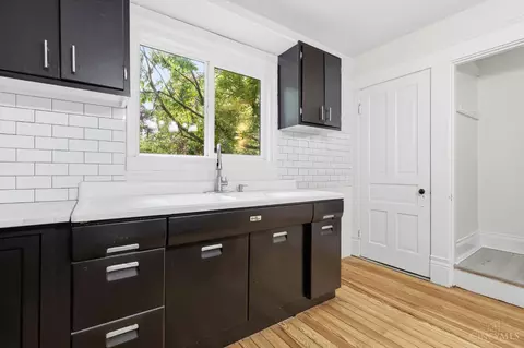 Kitchen - 3483 Stathem Ave, Cincinnati, OH 45211 photo 4 of 5