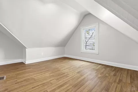 Bedroom - 3483 Stathem Ave, Cincinnati, OH 45211 photo 7 of 10