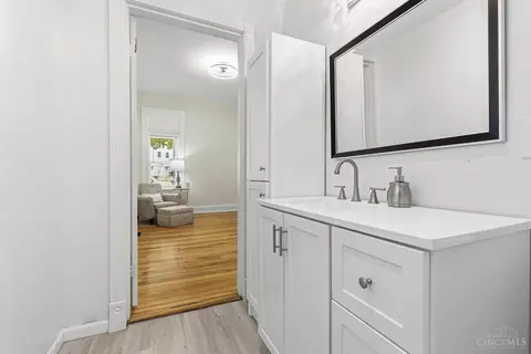 Bath - 3483 Stathem Ave, Cincinnati, OH 45211 photo 1 of 2