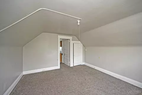 Bedroom - 2504 Forthmann Pl, Cincinnati, OH 45211 photo 10 of 10