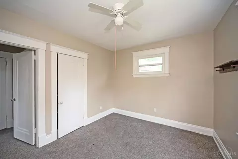Bedroom - 2504 Forthmann Pl, Cincinnati, OH 45211 photo 8 of 10