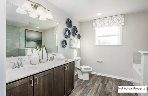 Bath - 3071 Canvasback Ct, Franklin, OH 45005 photo 1 of 1