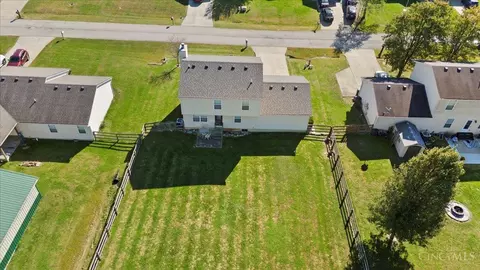 View/Area - 6027 Sean Cir, Blanchester, OH 45107 photo 2 of 3