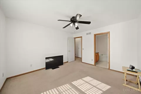 Bedroom - 6027 Sean Cir, Blanchester, OH 45107 photo 2 of 7