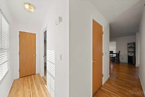 Entry Way - 6027 Sean Cir, Blanchester, OH 45107 photo 1 of 1