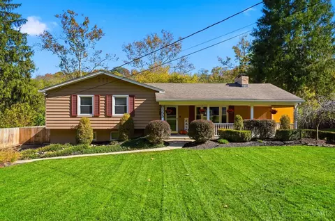 8353 Bridle Rd, Cincinnati, OH 45244