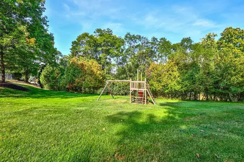 Exterior - 4366 Chidester Ln, Blue Ash, OH 45241 photo 12 of 14