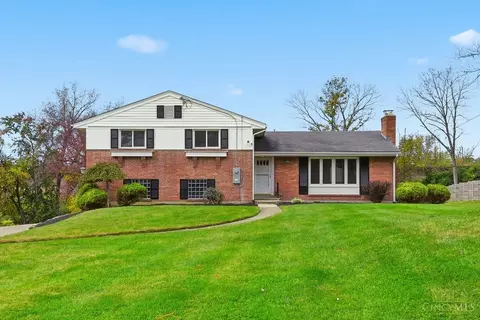 10489 Cinderella Dr, Montgomery, OH 45242