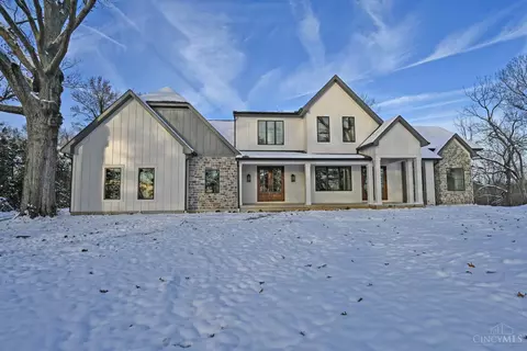 7720 Rock Hill Ln, Cincinnati, OH 45243