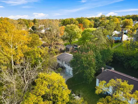 View/Area - 2626 Hunt Rd, Reading, OH 45236 photo 6 of 7