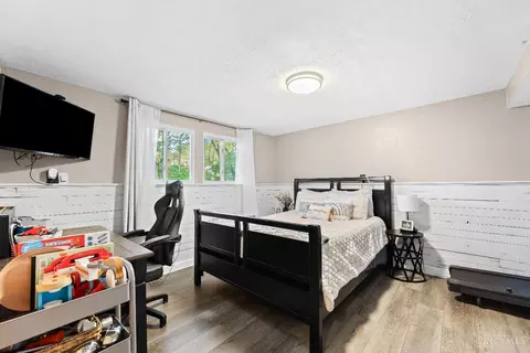 Bedroom - 2626 Hunt Rd, Reading, OH 45236 photo 5 of 5