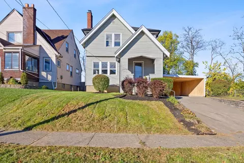 3635 Barberry Ave, Cincinnati, OH 45207