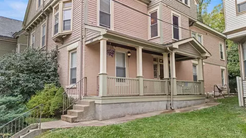 Exterior - 3471 Brookline Ave, Cincinnati, OH 45220 photo 9 of 11