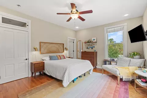 Bedroom - 3471 Brookline Ave, Cincinnati, OH 45220 photo 1 of 7