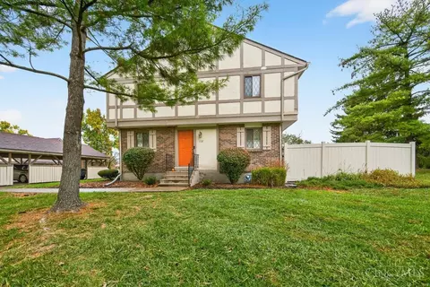 320 Bainbridge Ct, Mason, OH 45040