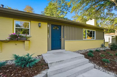 Exterior - 8743 Weller Rd, Montgomery, OH 45249 photo 3 of 10