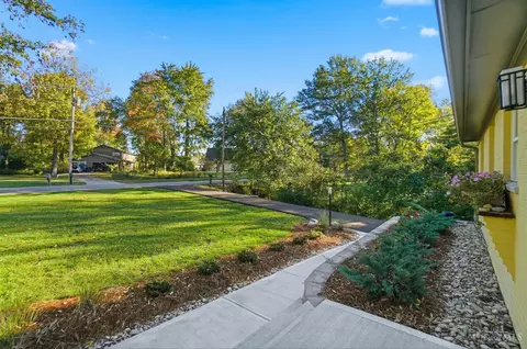 Exterior - 8743 Weller Rd, Montgomery, OH 45249 photo 4 of 10