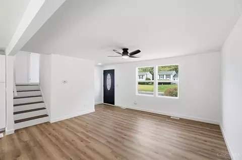10216 Hawkhurst Dr, Cincinnati, OH 45231 photo 6