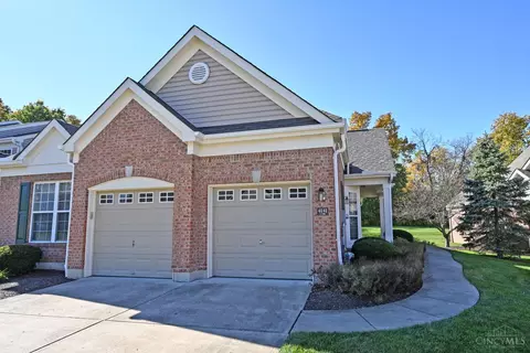 4141 Woodsly Dr, Batavia, OH 45103