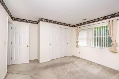 Bedroom - 165 Palisades Pointe, Cincinnati, OH 45238 photo 3 of 3