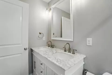 3568 Bevis Ave, Cincinnati, OH 45207 photo 42