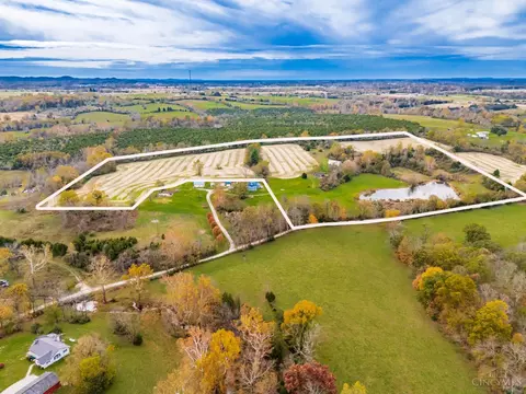 1 Seaman Rd, Peebles, OH 45660