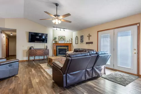 125 Colonel Dr, Carlisle, OH 45005 photo 4