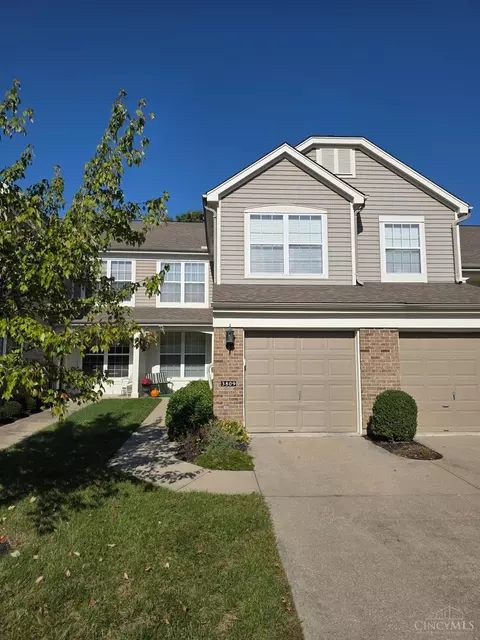 3809 Misty Meadow Ln, Amelia, OH 45102