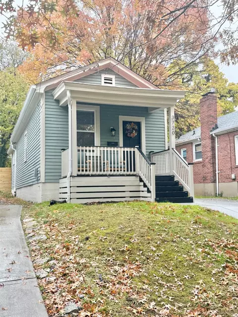 3720 Zinsle Ave, Cincinnati, OH 45213