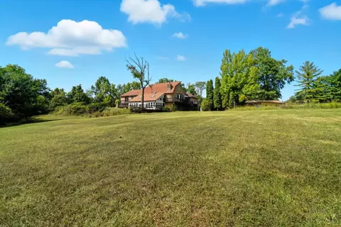 Exterior - 6251 Fork Rd, Cincinnati, OH 45247 photo 8 of 12