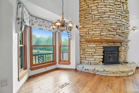 Dining - 6251 Fork Rd, Cincinnati, OH 45247 photo 2 of 2