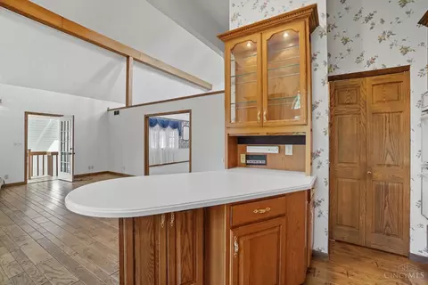 Kitchen - 6251 Fork Rd, Cincinnati, OH 45247 photo 6 of 9