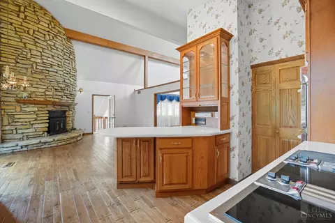 Kitchen - 6251 Fork Rd, Cincinnati, OH 45247 photo 2 of 9