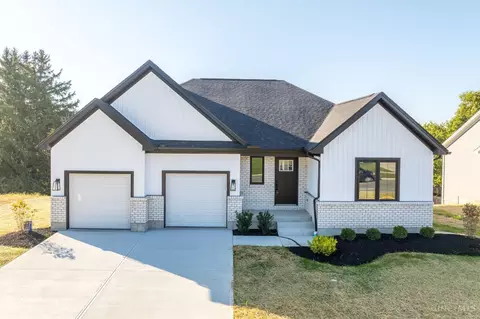 1319 Peregrine Way, Hamilton, OH 45013