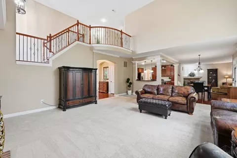 2625 Stonehaven Dr, Cincinnati, OH 45245 photo 8