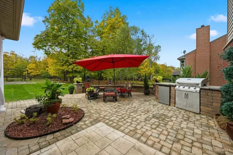 2625 Stonehaven Dr, Cincinnati, OH 45245 photo 40