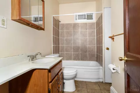 Bath - 3631 Eighth St, Cincinnati, OH 45205 photo 1 of 1
