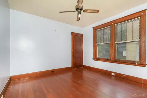 Bedroom - 3631 Eighth St, Cincinnati, OH 45205 photo 3 of 3