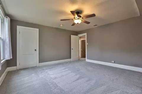 Bedroom - 1009 Fifth St, Reading, OH 45215 photo 4 of 8