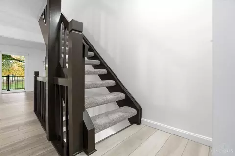 Entry Way - 3681 Parfore Ct, Cincinnati, OH 45245 photo 3 of 5